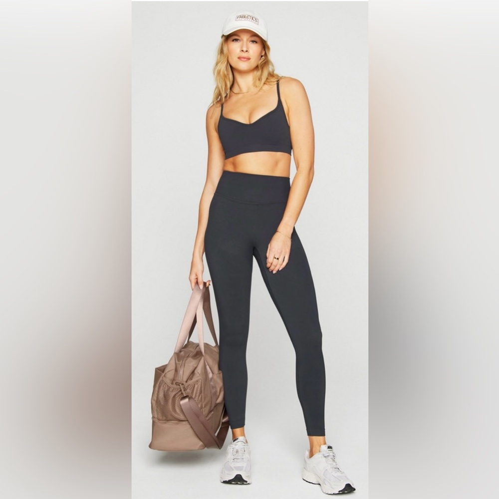 Fabletics Black Sports Bra - Picture 4 of 12